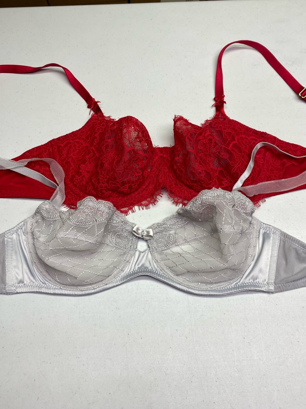 VS RED Unlined Underwire plus BONUS, 36C *P1035